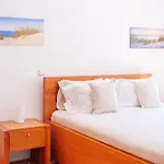 Pool Breeze Апартаменты